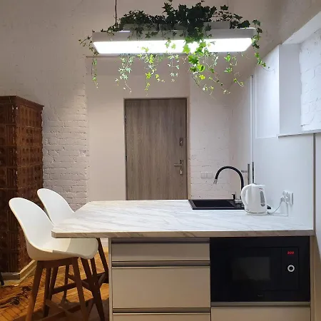 Takie Studio, Ze Zal Nie Wynajac